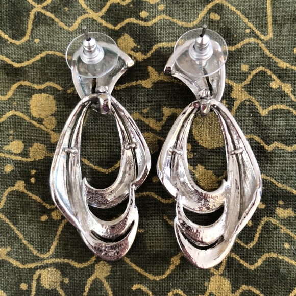 Contemporary Vintage Silver Tone Pierced Earrings - Picture 2 of 2